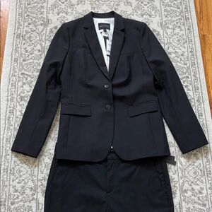 NEW Banana Republic black Suit Set - blazer and cropped Avery pants